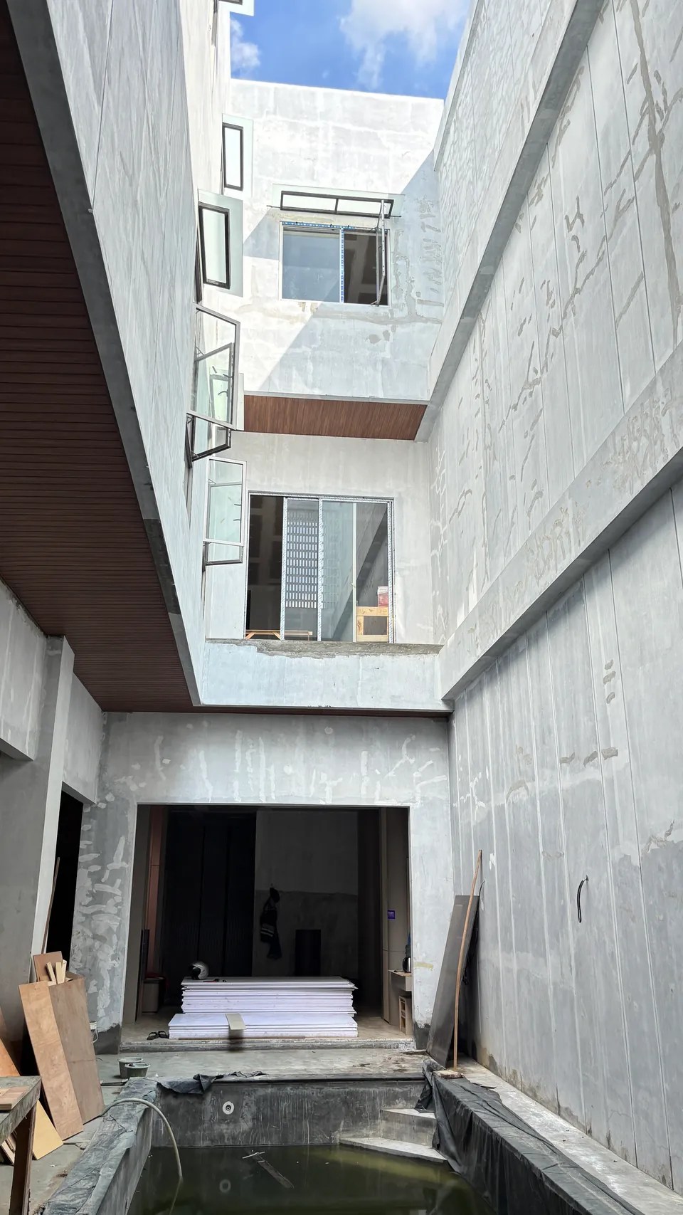 Pengerjaan 11 dari 50 — AW House, Medan — proyek residensial WE Arsitek
