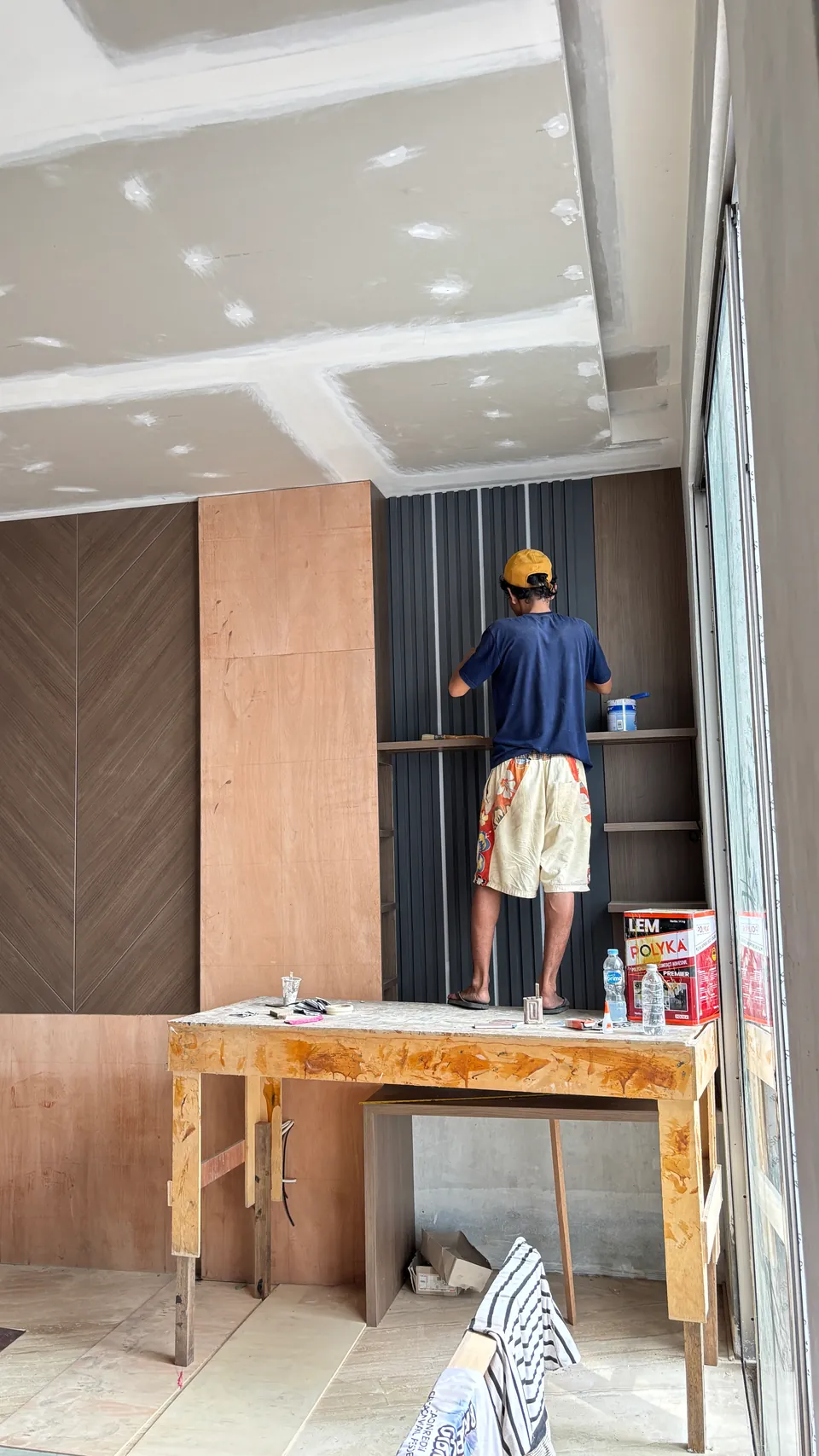 Pengerjaan 23 dari 50 — AW House, Medan — proyek residensial WE Arsitek