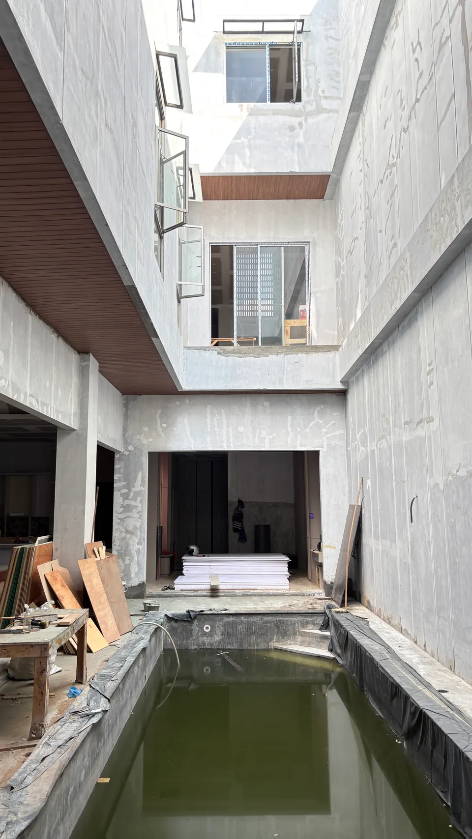 Pengerjaan 27 dari 50 — AW House, Medan — proyek residensial WE Arsitek