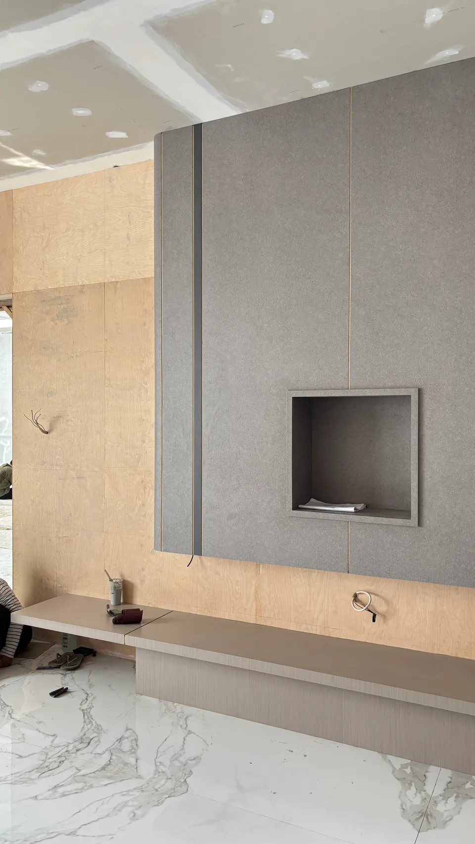 Pengerjaan 30 dari 50 — AW House, Medan — proyek residensial WE Arsitek