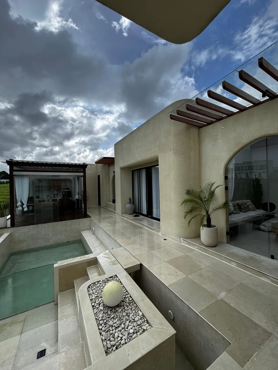 Pengerjaan 12 dari 12 — BOE Bali, Bali — proyek residensial & komersial WE Arsitek