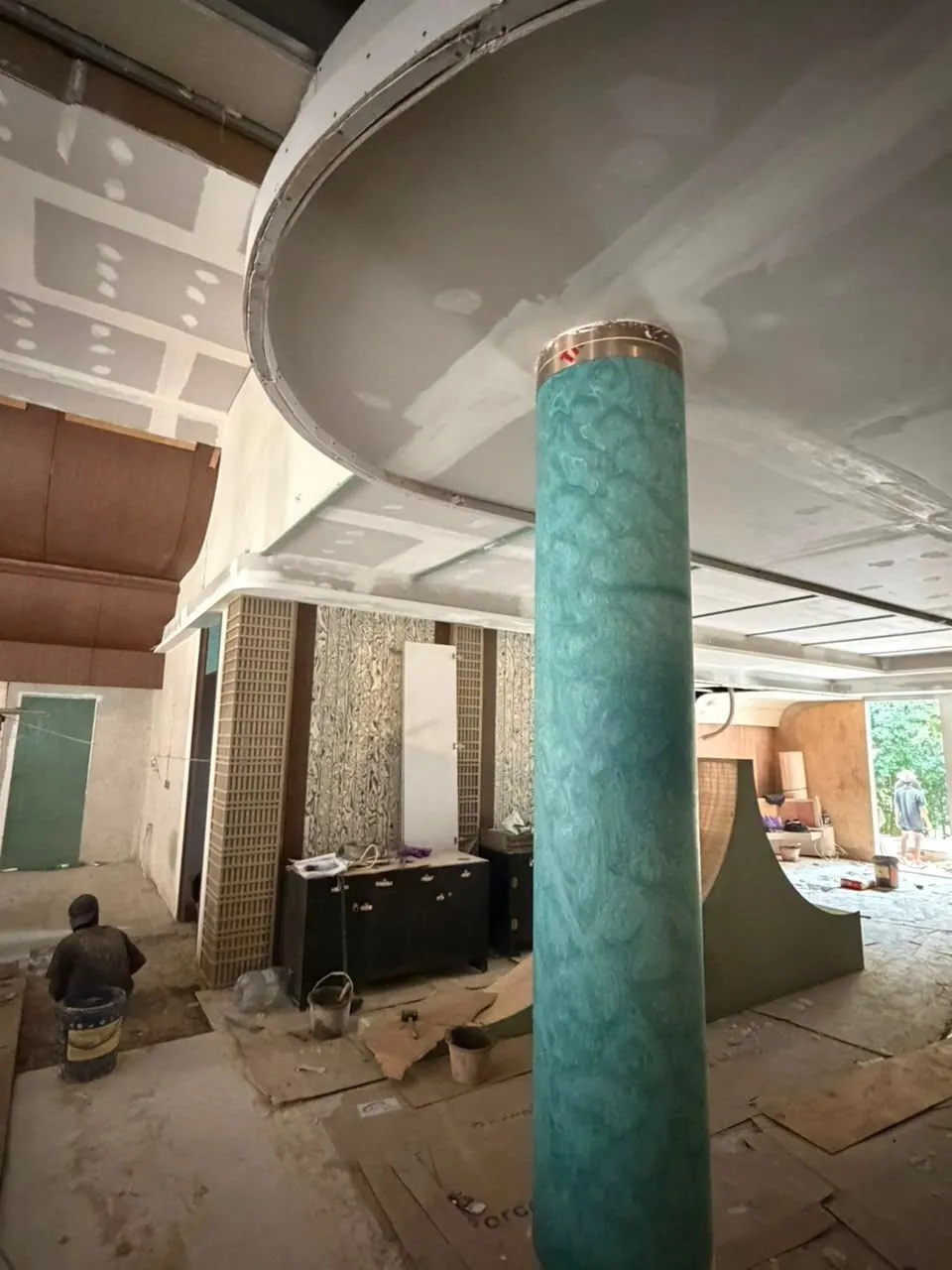 Pengerjaan 7 dari 15 — Jurung Jumbo PIK, PIK, Jakarta — proyek komersial WE Arsitek