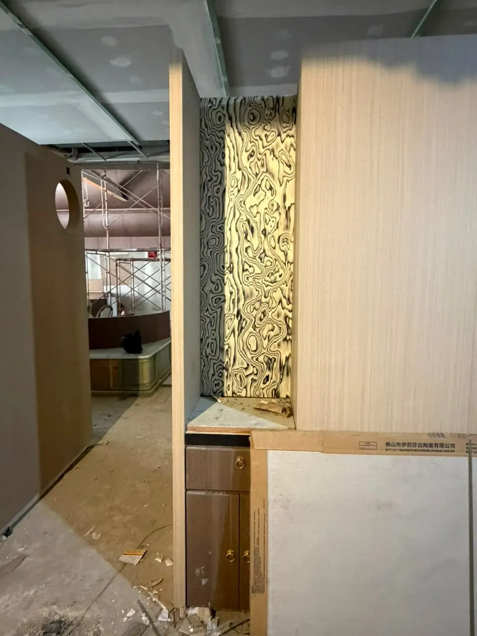 Pengerjaan 10 dari 15 — Jurung Jumbo PIK, PIK, Jakarta — proyek komersial WE Arsitek