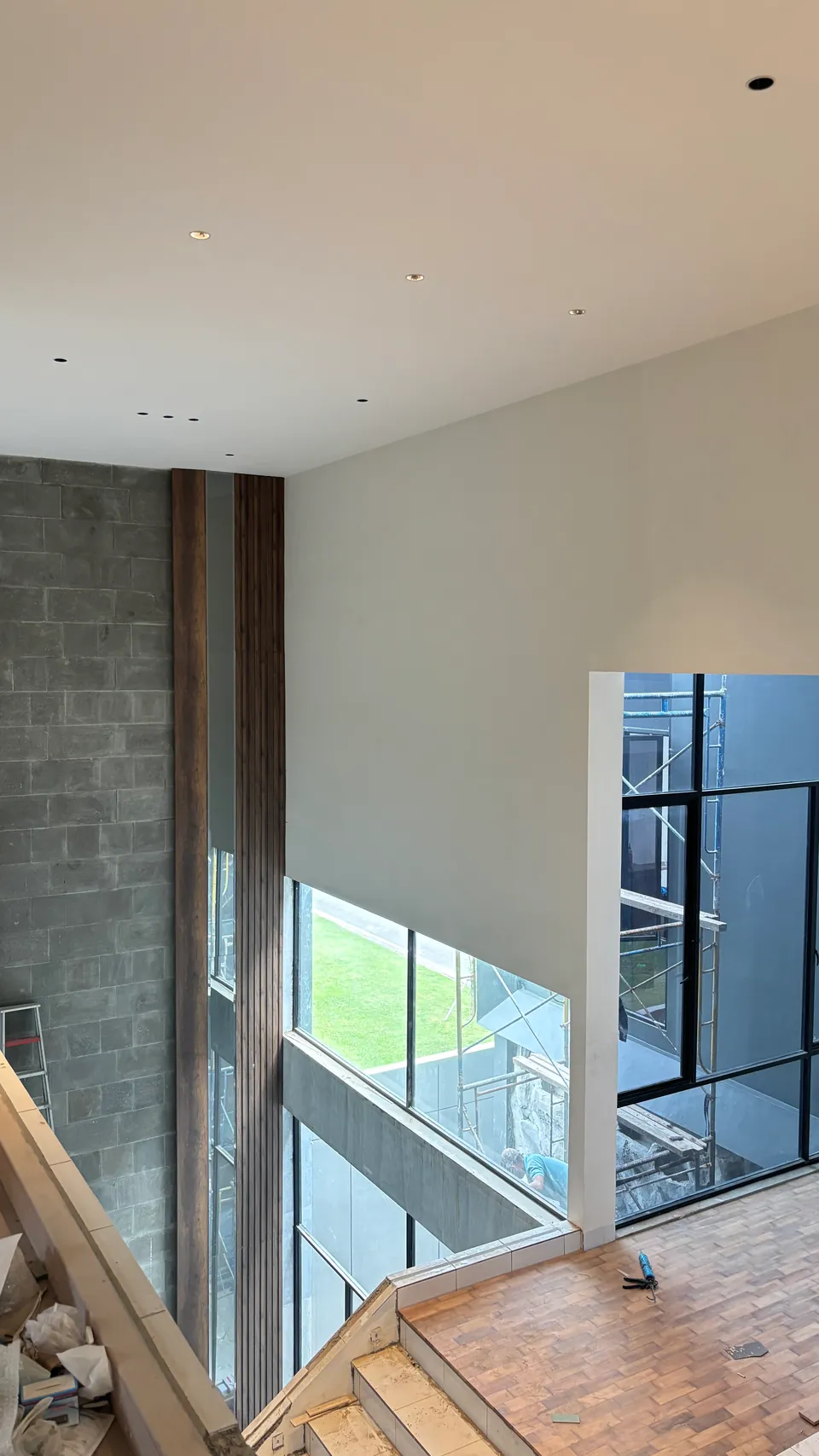 Pengerjaan 1 dari 37 — OEI House, Medan — proyek residensial WE Arsitek