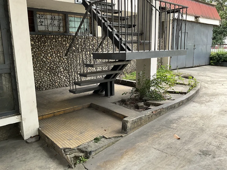 Eksisting 2 dari 9 — Cafe De Palms, Medan — proyek komersial WE Arsitek