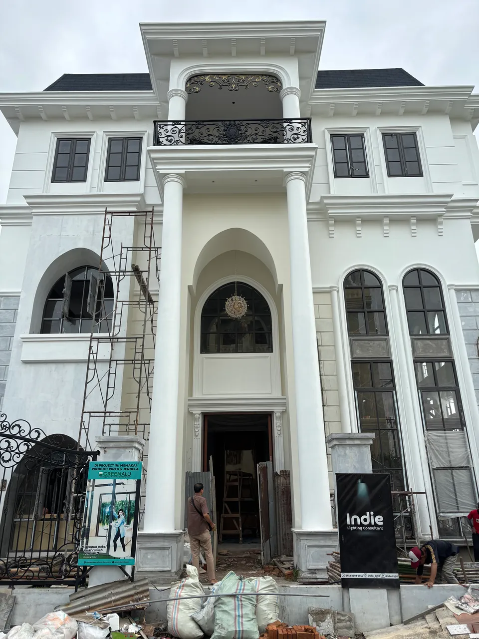 Pengerjaan 1 dari 20 — P House, Medan — proyek residensial WE Arsitek