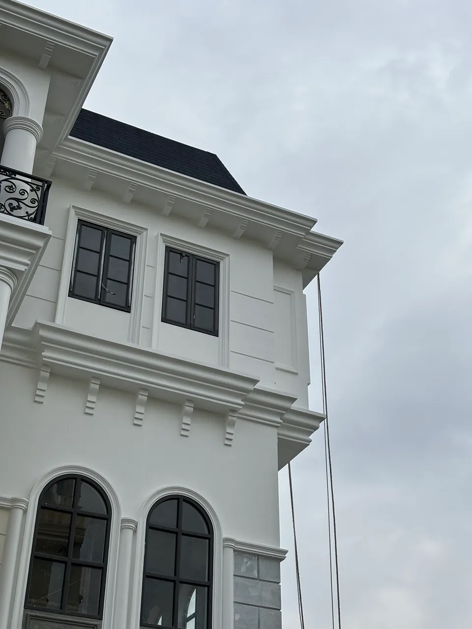 Pengerjaan 3 dari 20 — P House, Medan — proyek residensial WE Arsitek