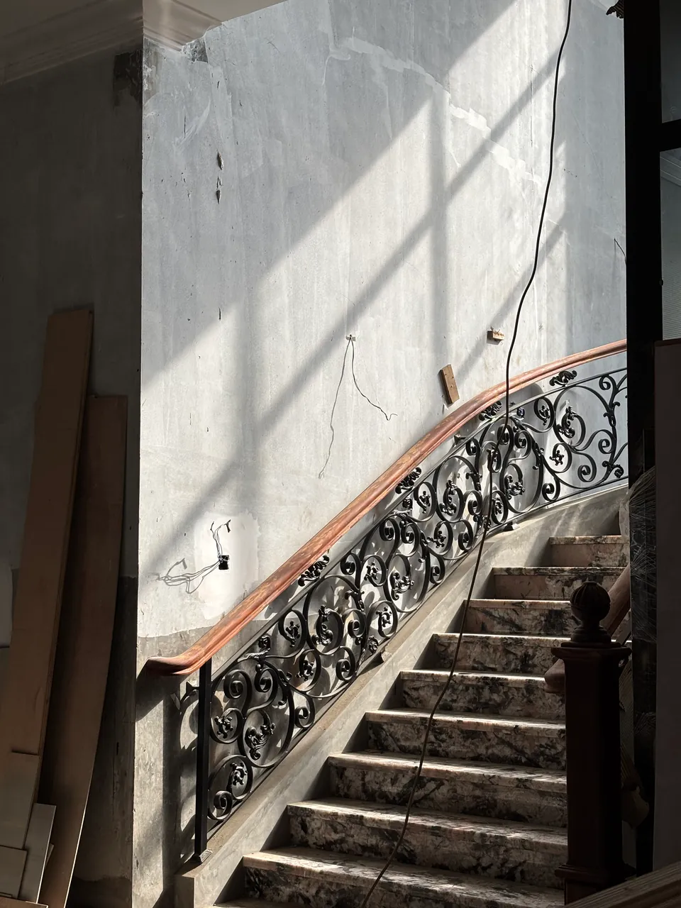 Pengerjaan 16 dari 20 — P House, Medan — proyek residensial WE Arsitek